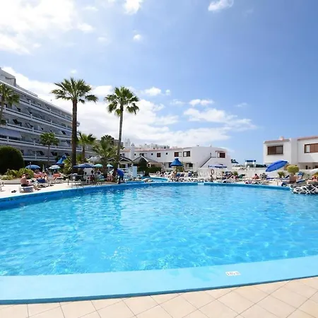 Club Atlantis 89 - Two Bed Costa Adeje (Tenerife)